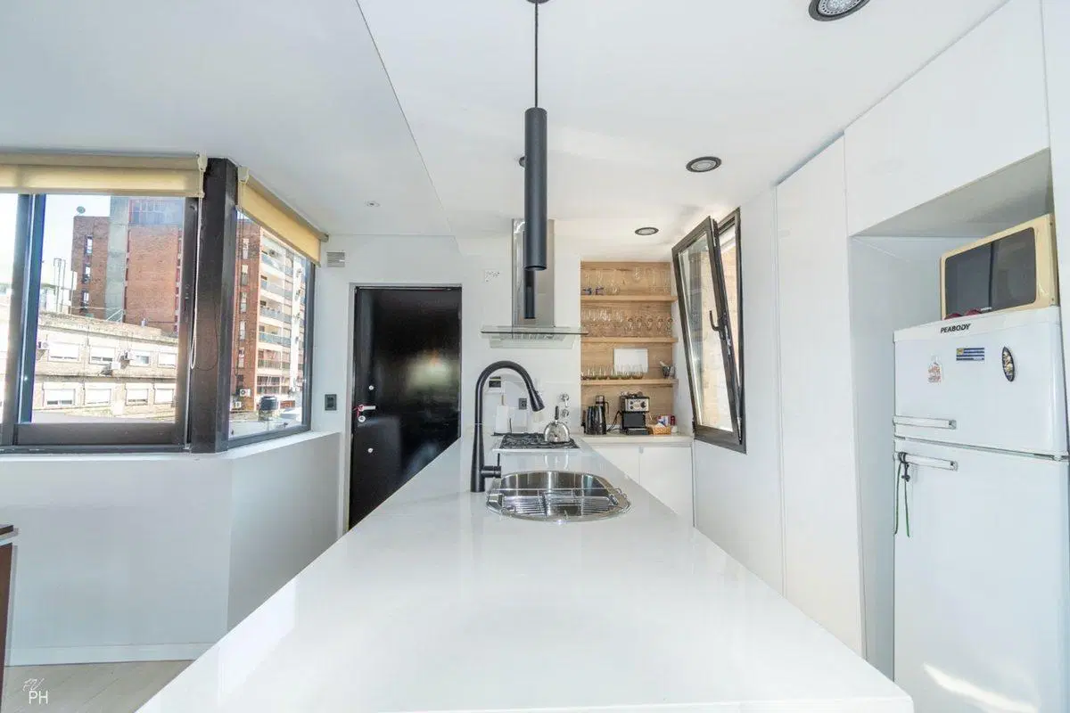 DEPARTAMENTO EN VENTA 2 DOR COCHERA ALBERDI 3