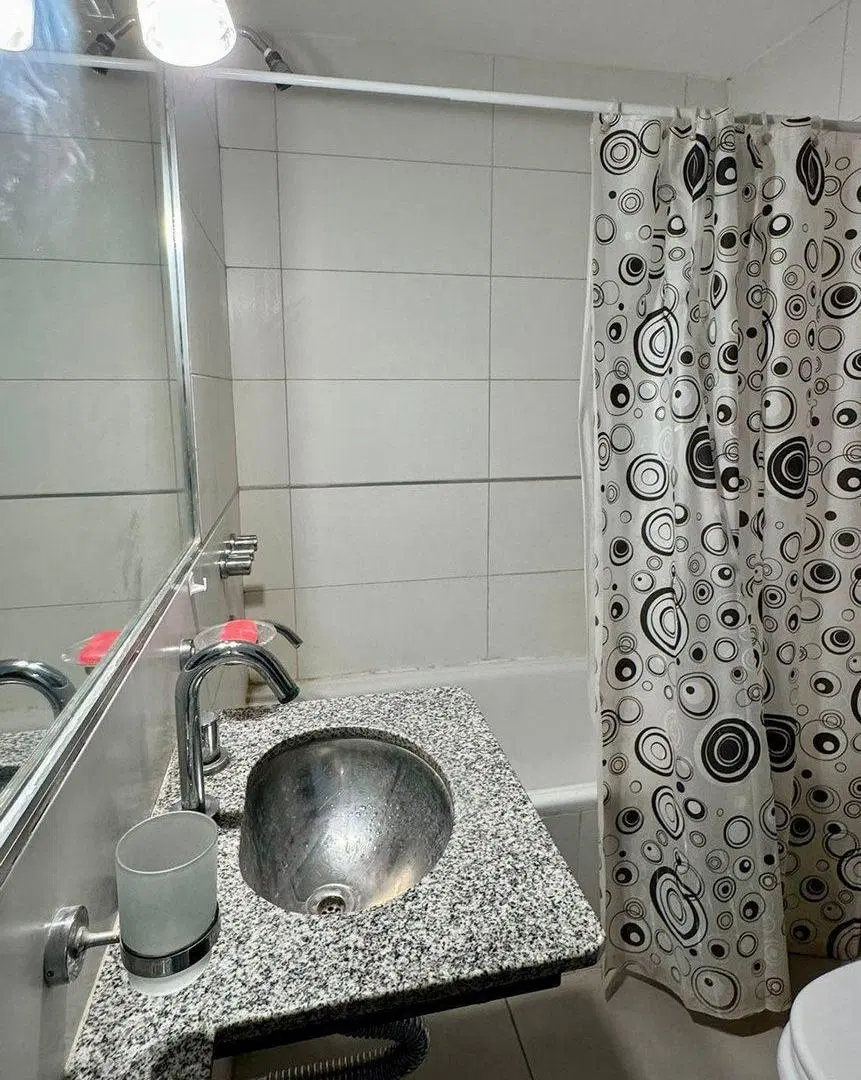 MONOAMBIENTE EN VENTA  ARROYO SECO 4