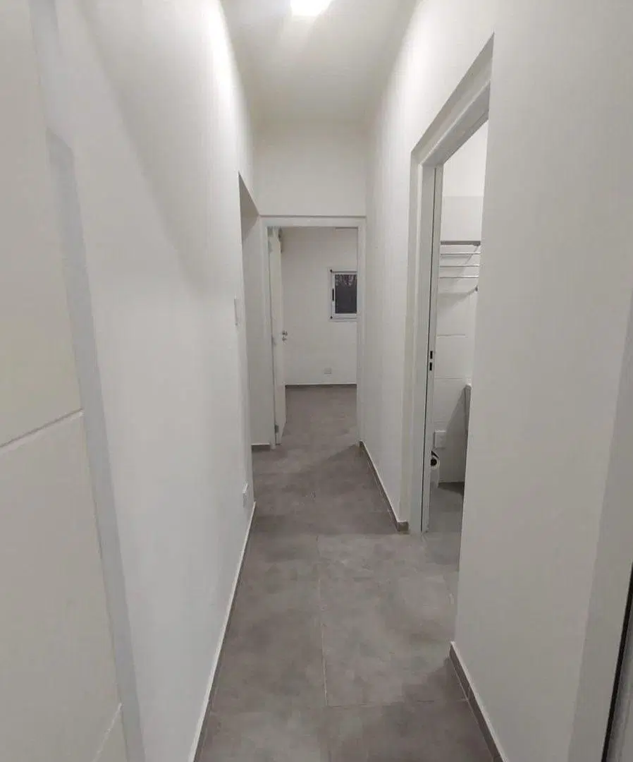 VENTA CASA 2 DORM. CON PILETA Y QUINCHO, IBARLUCEA 5