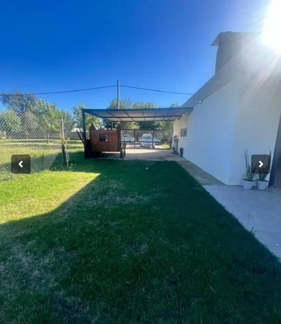 VENTA CASA 2 DORM. CON PILETA Y QUINCHO, IBARLUCEA 3