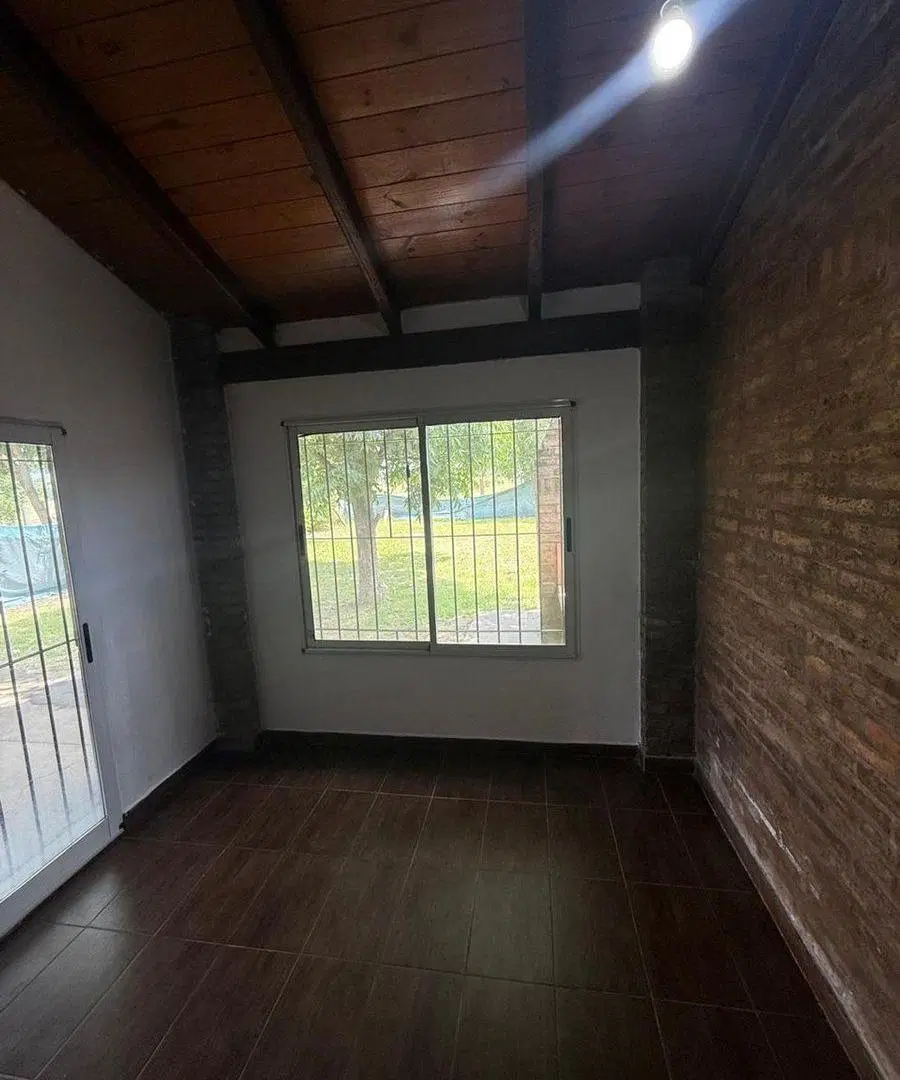 VENTA CASA GRAL. LAGOS, 1 DORMITORIO 4