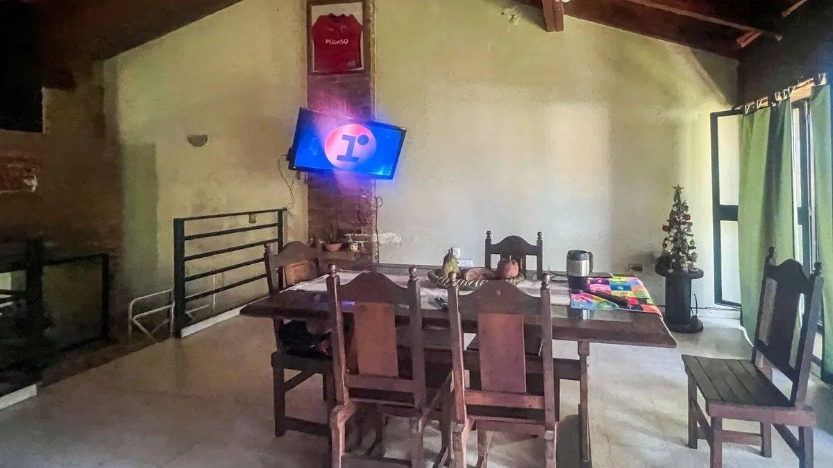 VENTA DE CASA 3 DORMITORIOS CON COCHERA LA FLORIDA 4