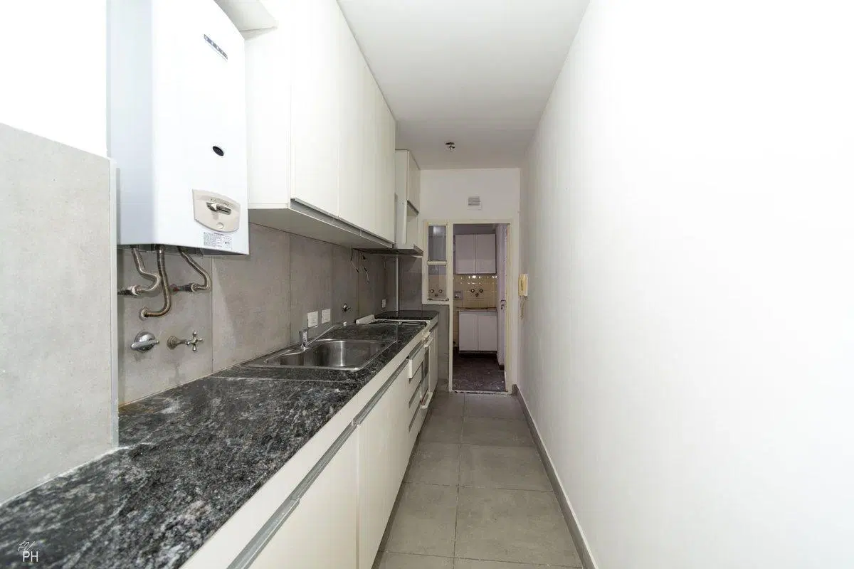 VENTA DEPARTAMENTO DOS DORMITORIOS CON PATIO 3