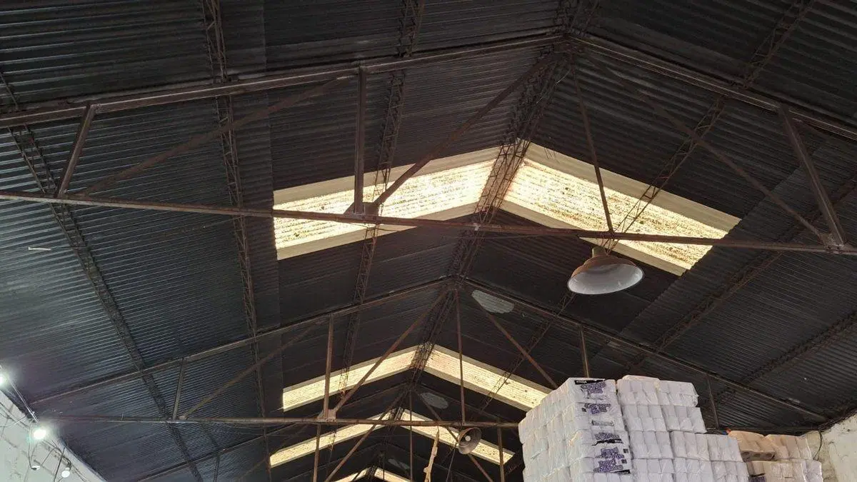 VENTA AMPLIO GALPON CON TERRENO DE 1500MTS 3