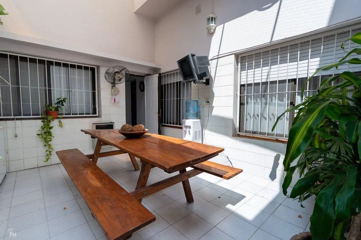 CASA EN VENTA ARROYITO CON COCHERA APTA CREDITO 3