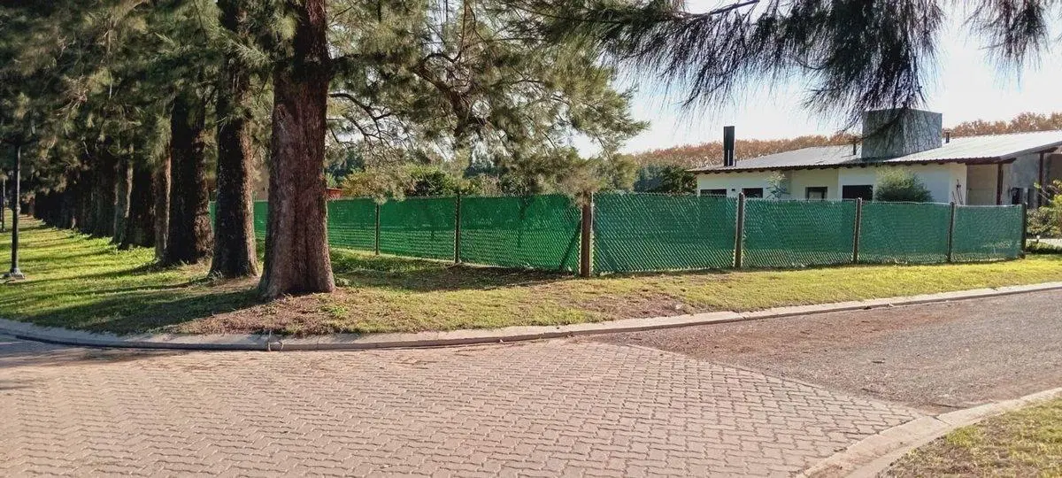 Venta Excelente Lote en Azahares del Paraná 5