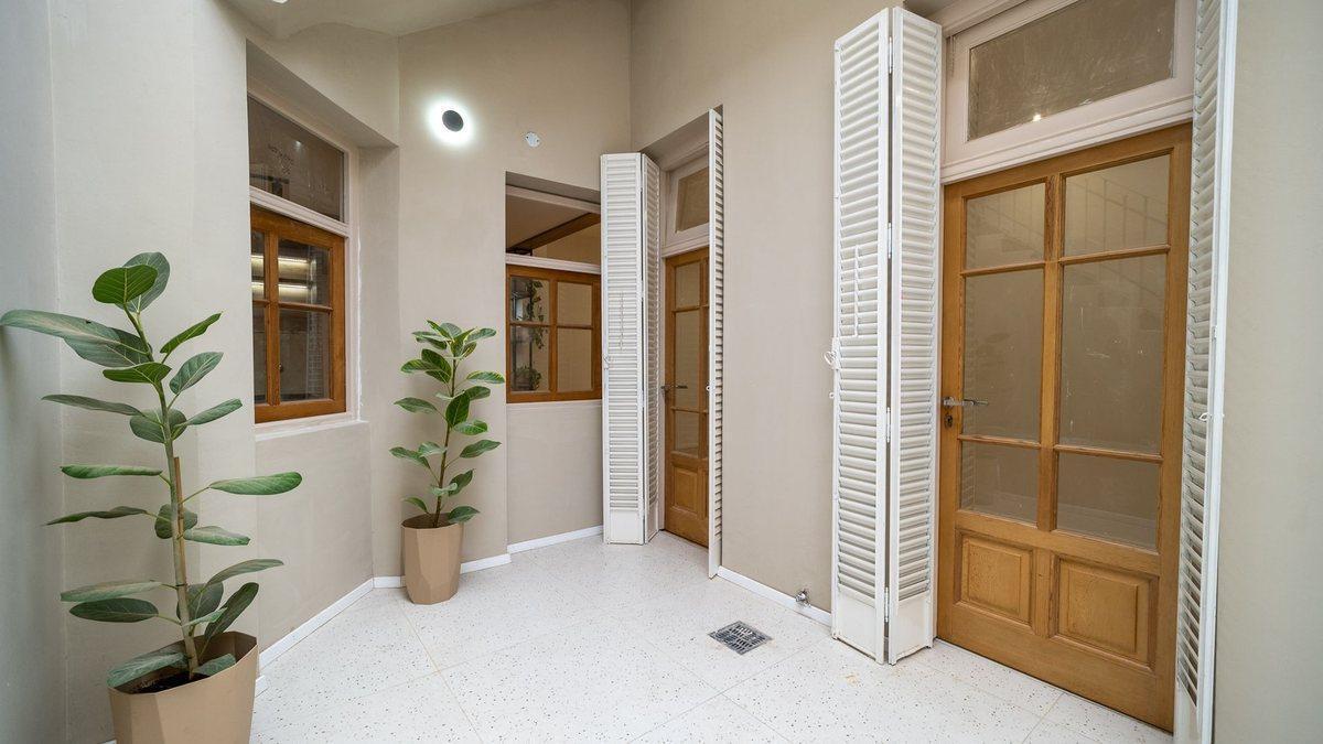 CASA DE PASILLO RECILADA EN VENTA 3 DOR/ PICHINCHA