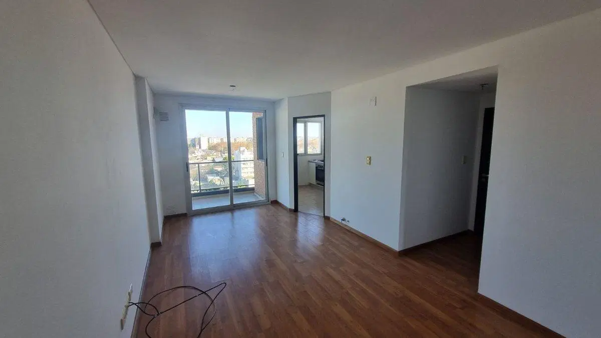DEPARTAMENTO EN ALQUILER 2 DORMITORIOS ABASTO 5