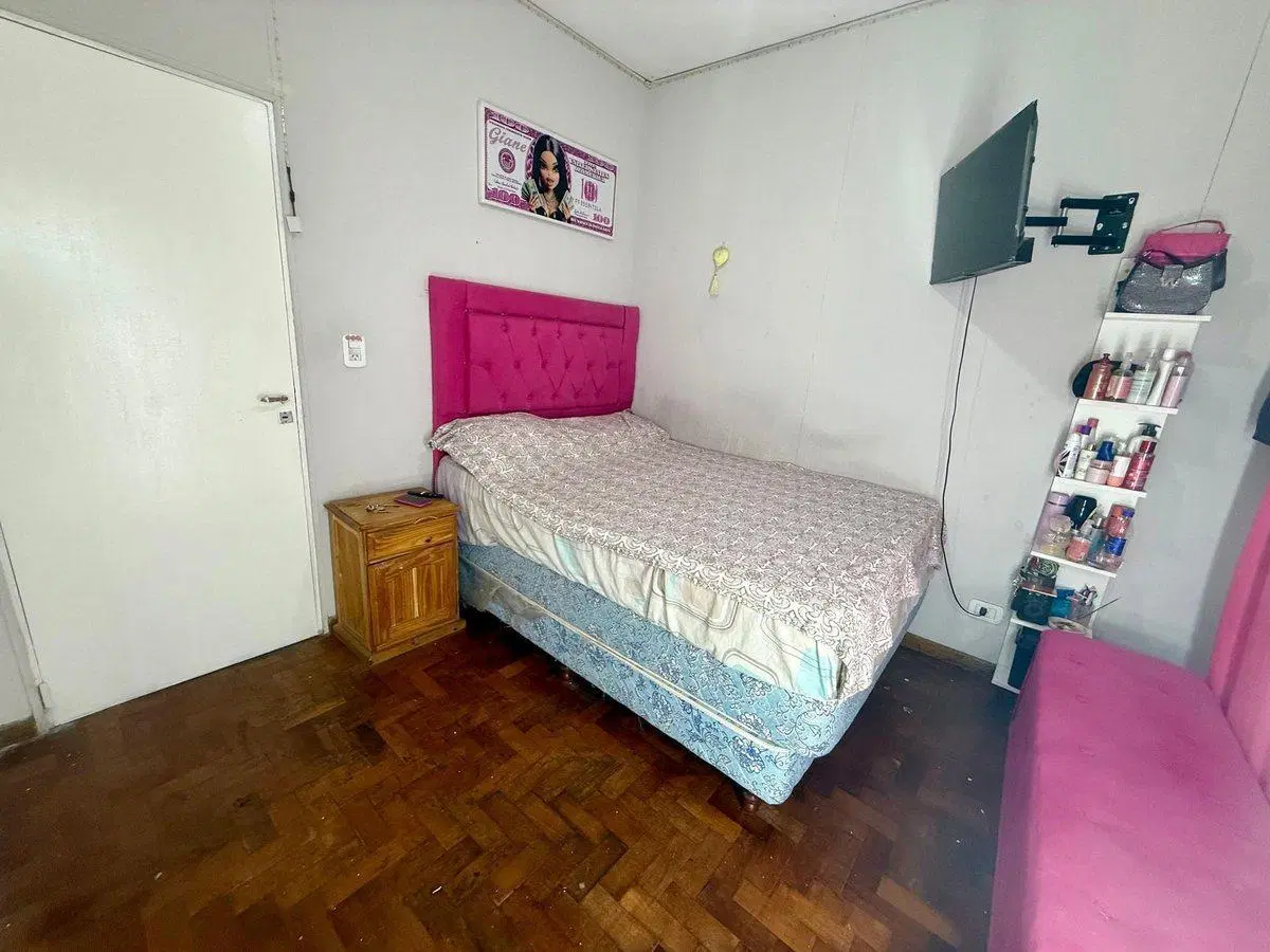 CASA EN VENTA 2 DORMITORIOS + LOCAL COMERCIAL 4