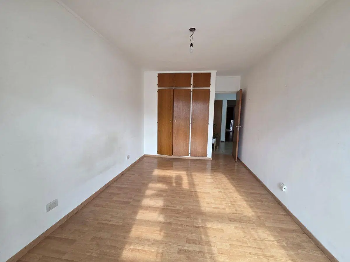VENTA DEPARTAMENTO DOS DORMITORIOS CENTRO 2
