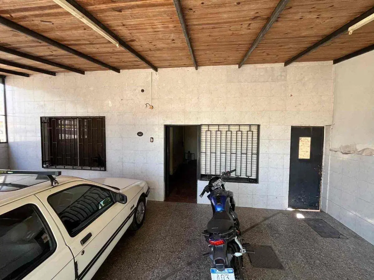 VENTA CASA 3 DORMITORIOS B. ROQUE SAENZ PEÑA PATIO 4