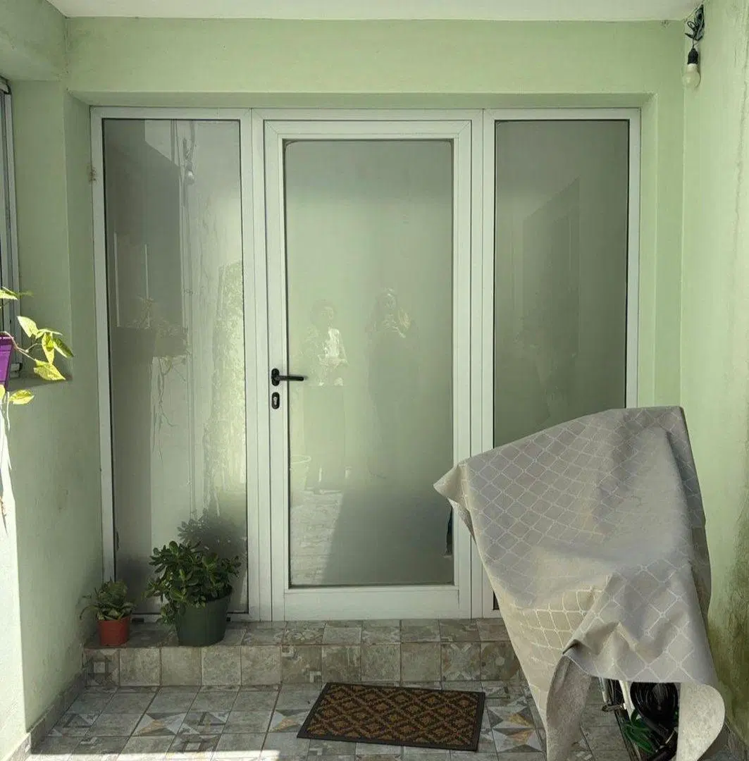 VENTA CASA DE PASILLO, DOS DORMITORIO, B° LA SEXTA 2
