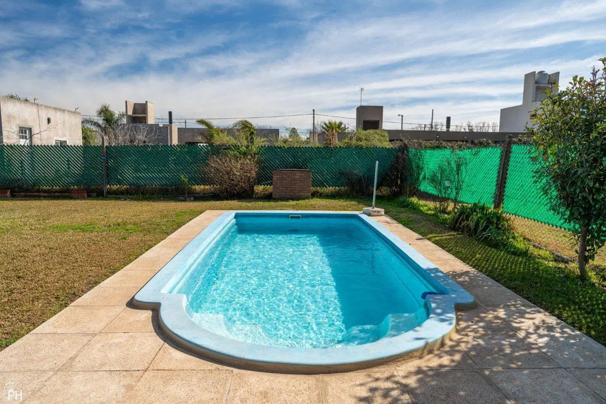 VENTA CASA EN LAS ACEQUIAS 3 DORMITORIOS 5