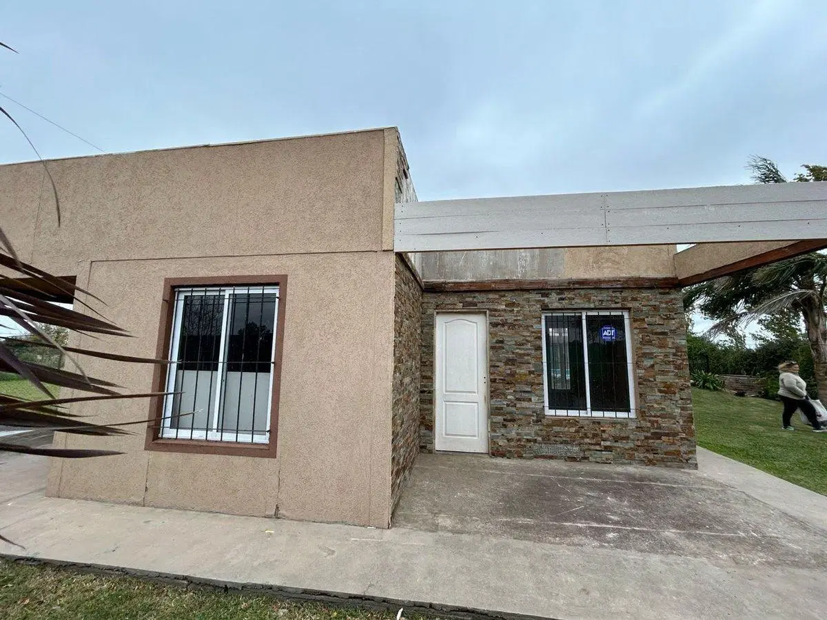 CASA VENTA CON PISCINA , PUNTA CHACRA, ROLDÁN 4