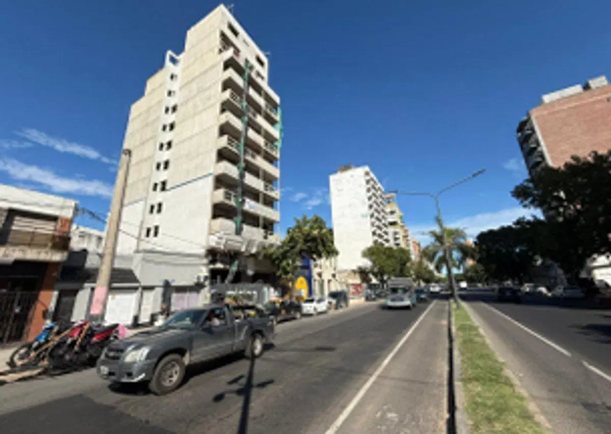 EN VENTA DEPARTAMENTO DE 2 DORMITORIOS ABASTO 4
