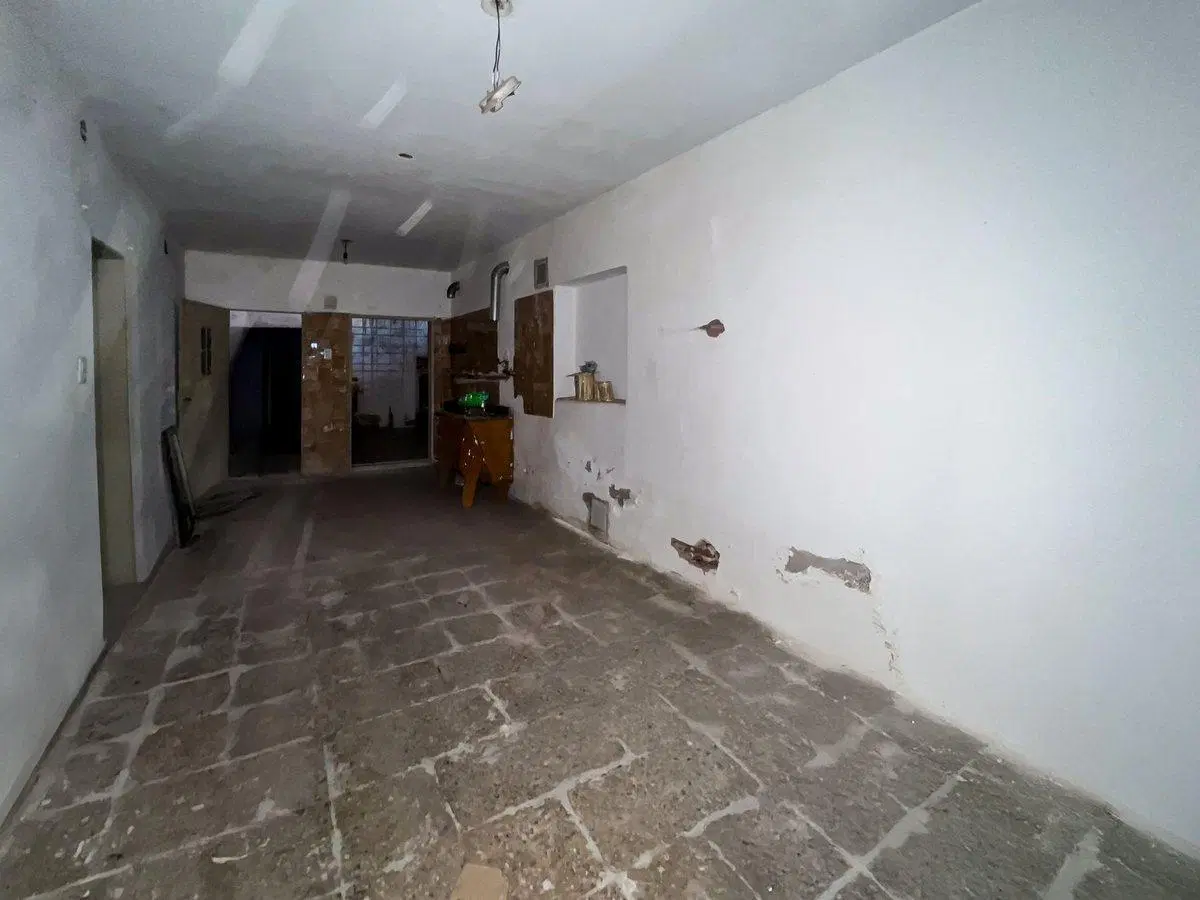 CASA A RECICLAR BARRIO LAS DELICIAS 4