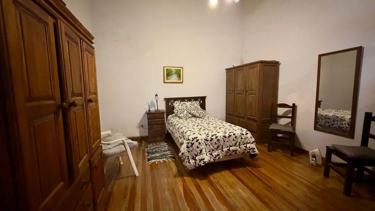 CASA DE PASILLO EN VENTA 3 DORM BARRIO MARTIN 5