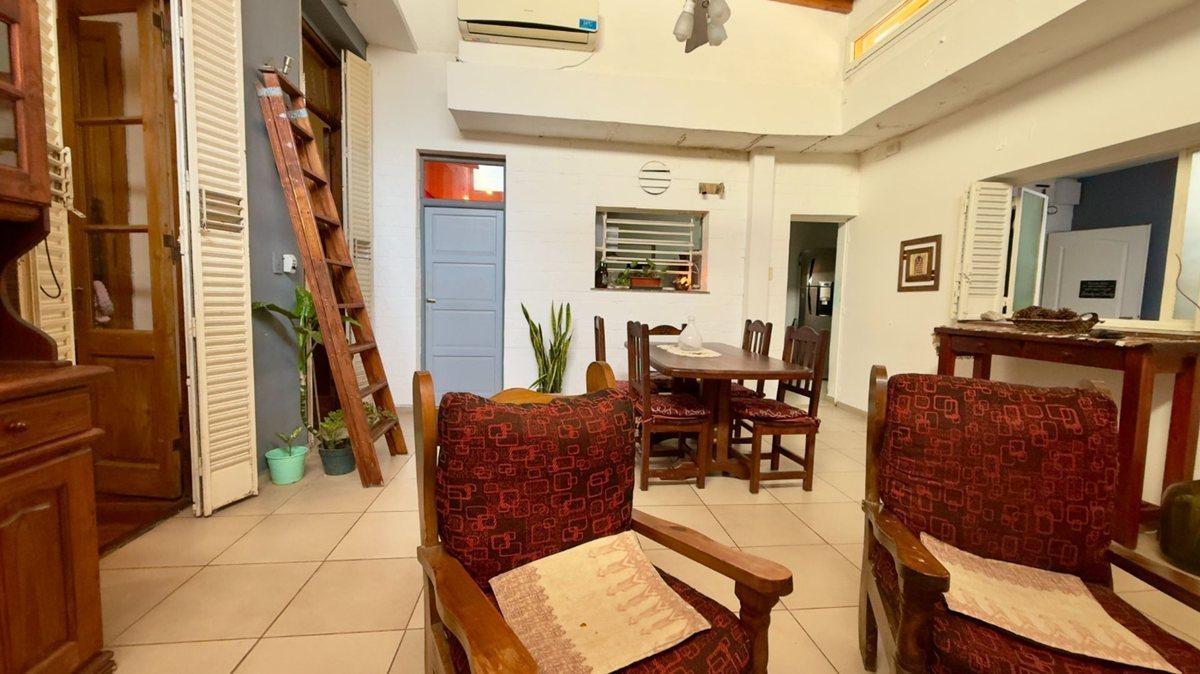 CASA DE PASILLO EN VENTA 3 DORM BARRIO MARTIN