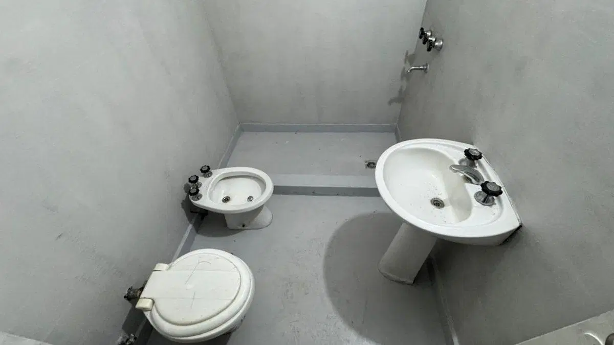 EN VENTA DEPARTAMENTO DOS DORMITORIOS ZONA CENTRO 4