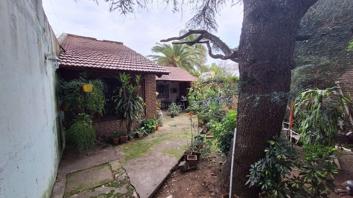 CASA EN VENTA 2 DORMITORIOS BARRIO LUDUEÑA 5