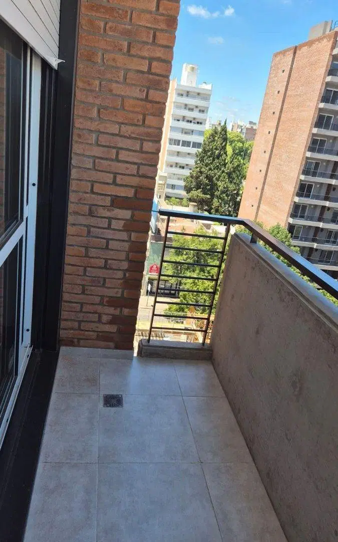 ALQUILER - DEPTO. 1 DORMITORIO CON BALCON 5