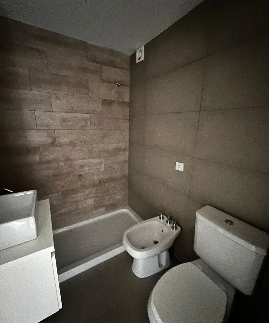 DEPARTAMENTO EN ALQUILER 2 DORMITORIOS ZONA RIO 2