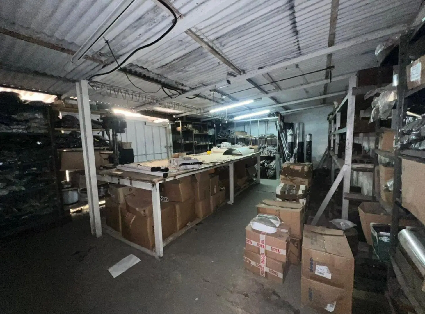 GALPÓN EN VENTA FISHERTON INDUSTRIAL 4