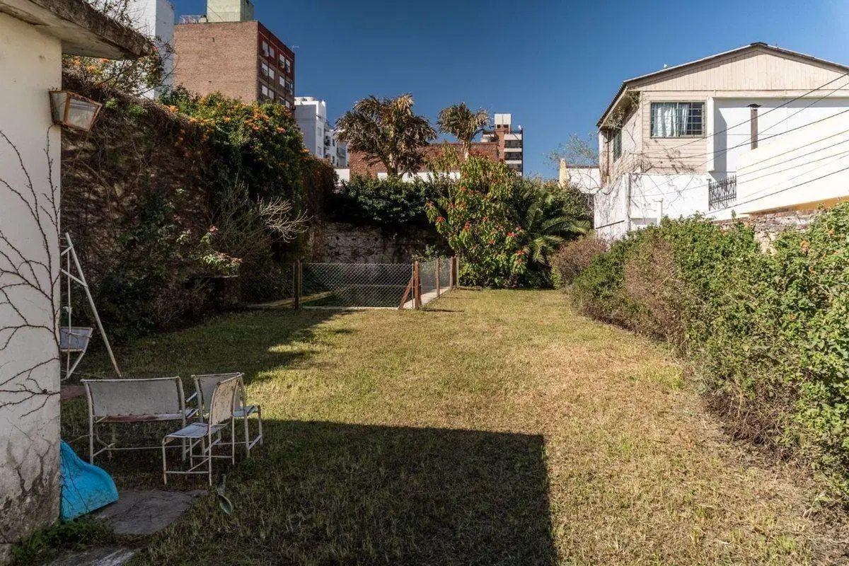 CASA A RECICLAR EN VENTA REP DE LA SEXTA 3