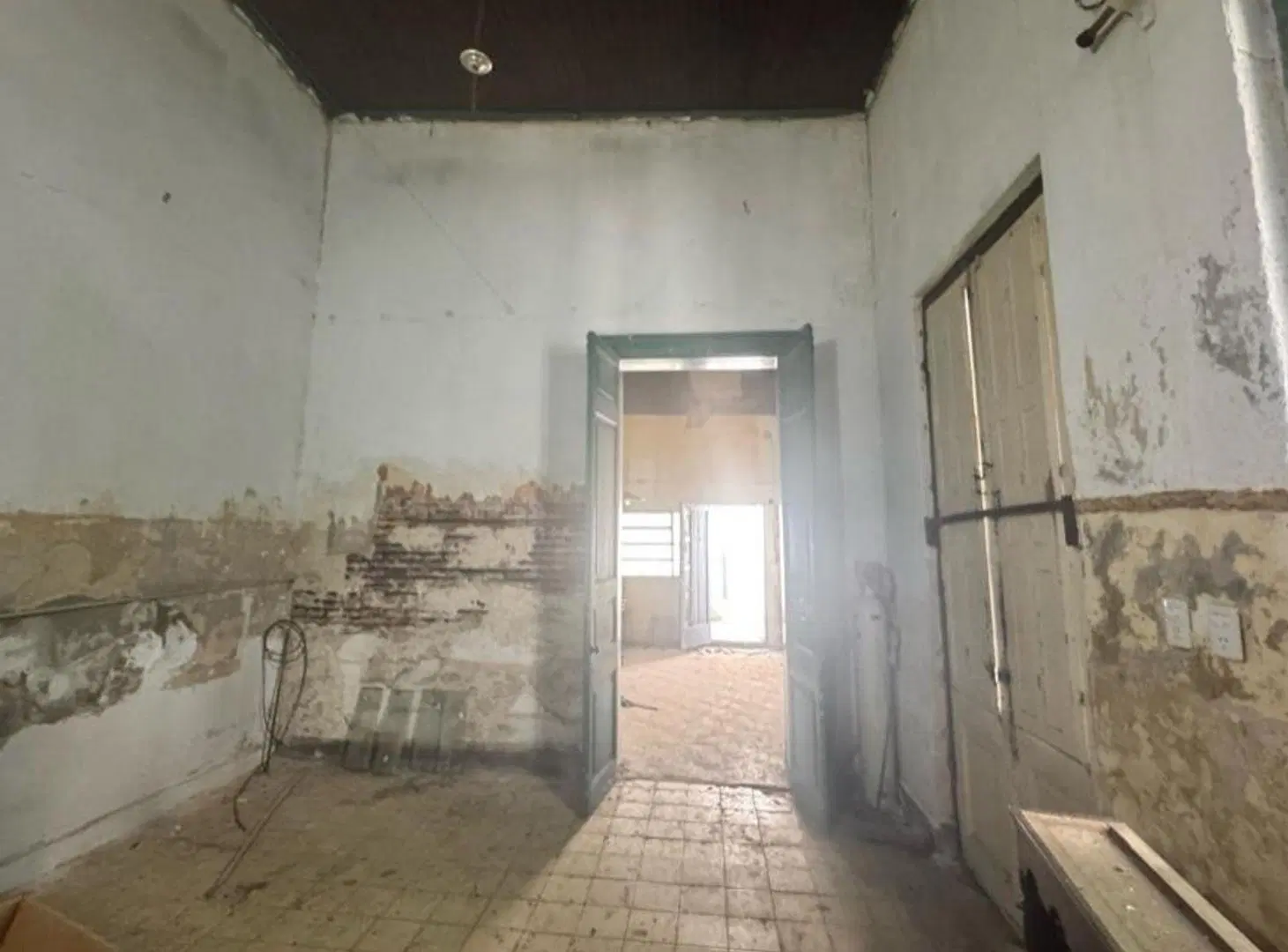 VENTA CASA DE PASILLO BARRIO MARTIN A RECICLAR 4