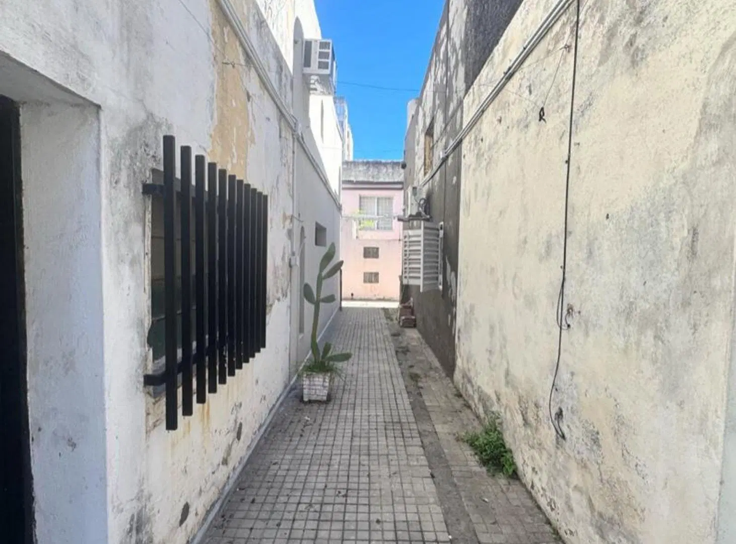 VENTA CASA DE PASILLO BARRIO MARTIN A RECICLAR 3