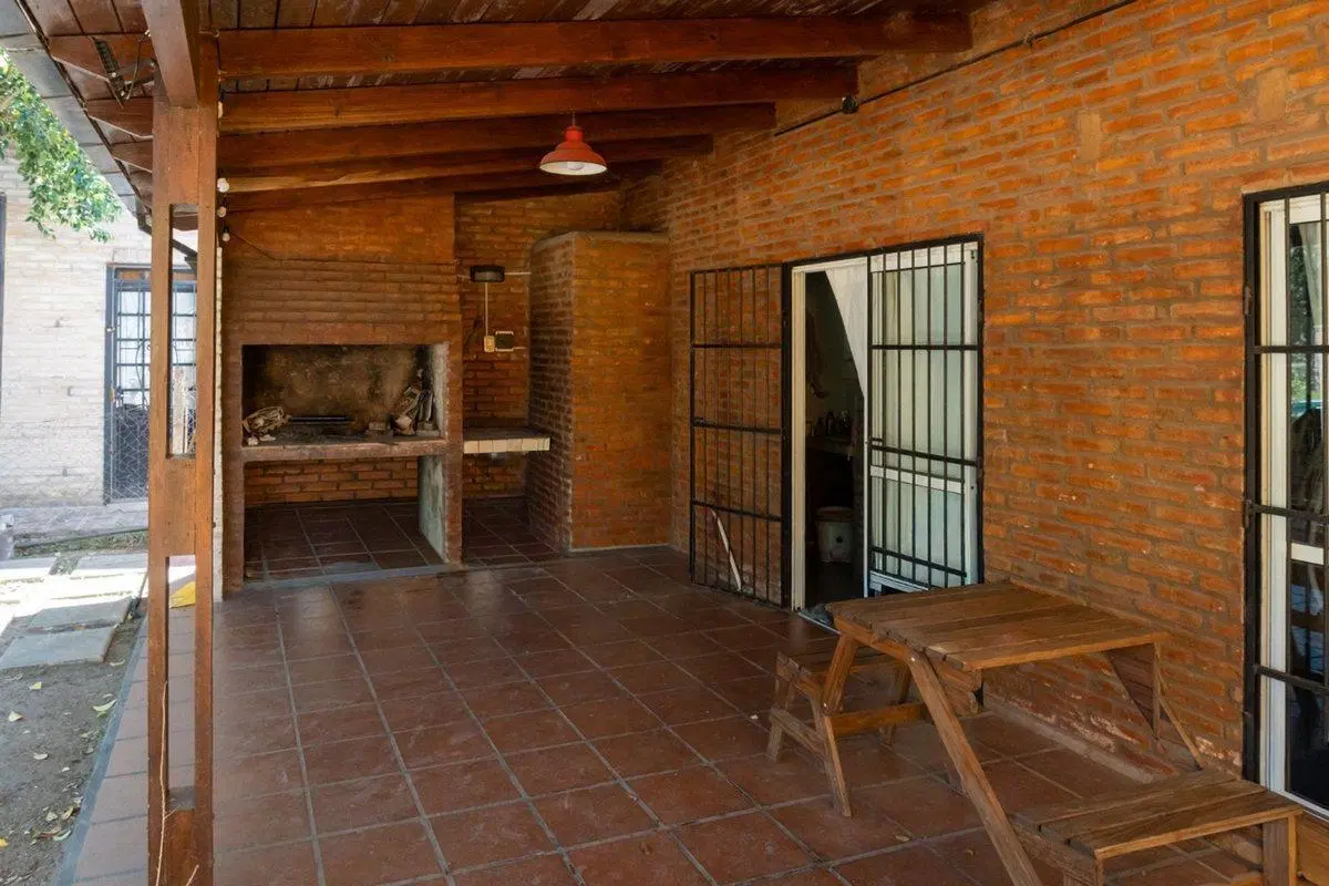 CASA EN VENTA 1 DORMITORIO ANDINO 4