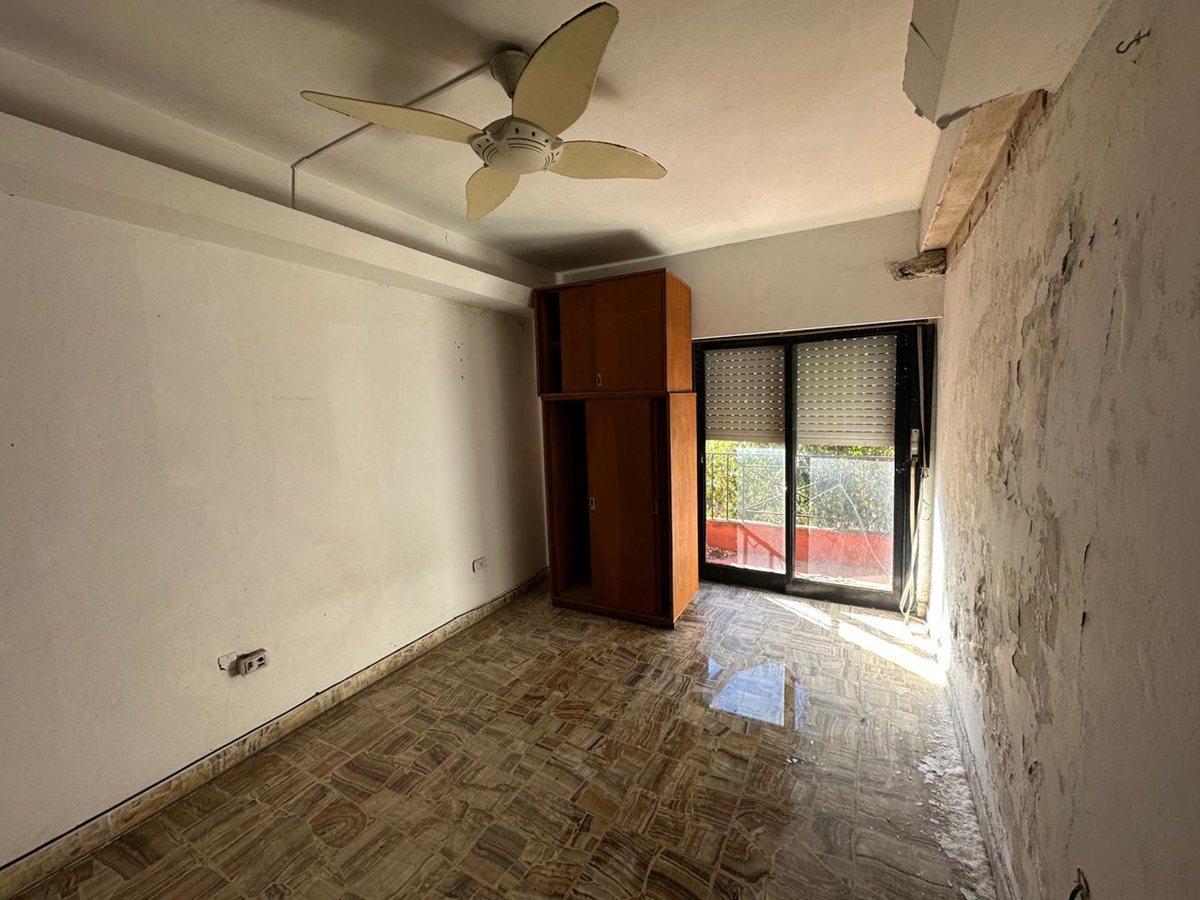 Foto de CASA EN VENTA TRES PLANTAS A RECICLAR PICHINCHA, imagen 3