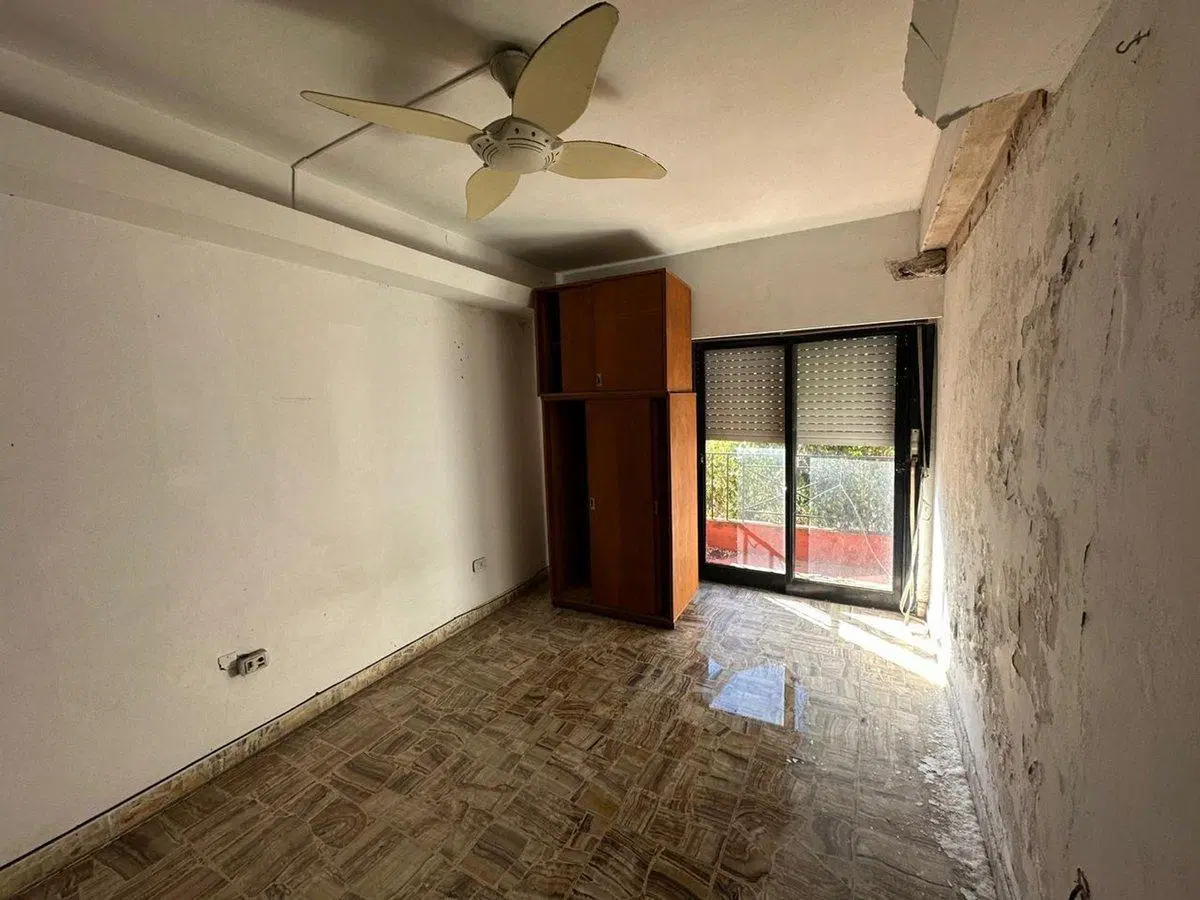CASA EN VENTA TRES PLANTAS A RECICLAR PICHINCHA 3