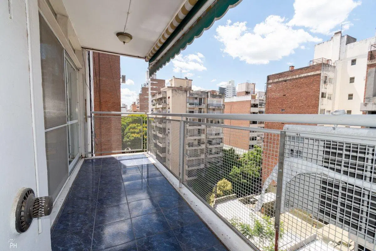 DEPARTAMENTO EN VENTA CENTRO TRES DORMITORIOS 5