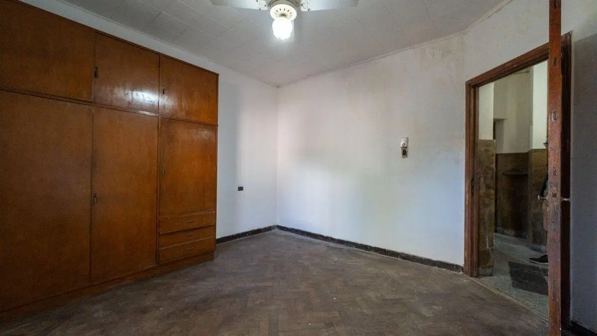 VENTA - CASA 3 DORM + COCHERA + QUINCHO ZONA SUR 4