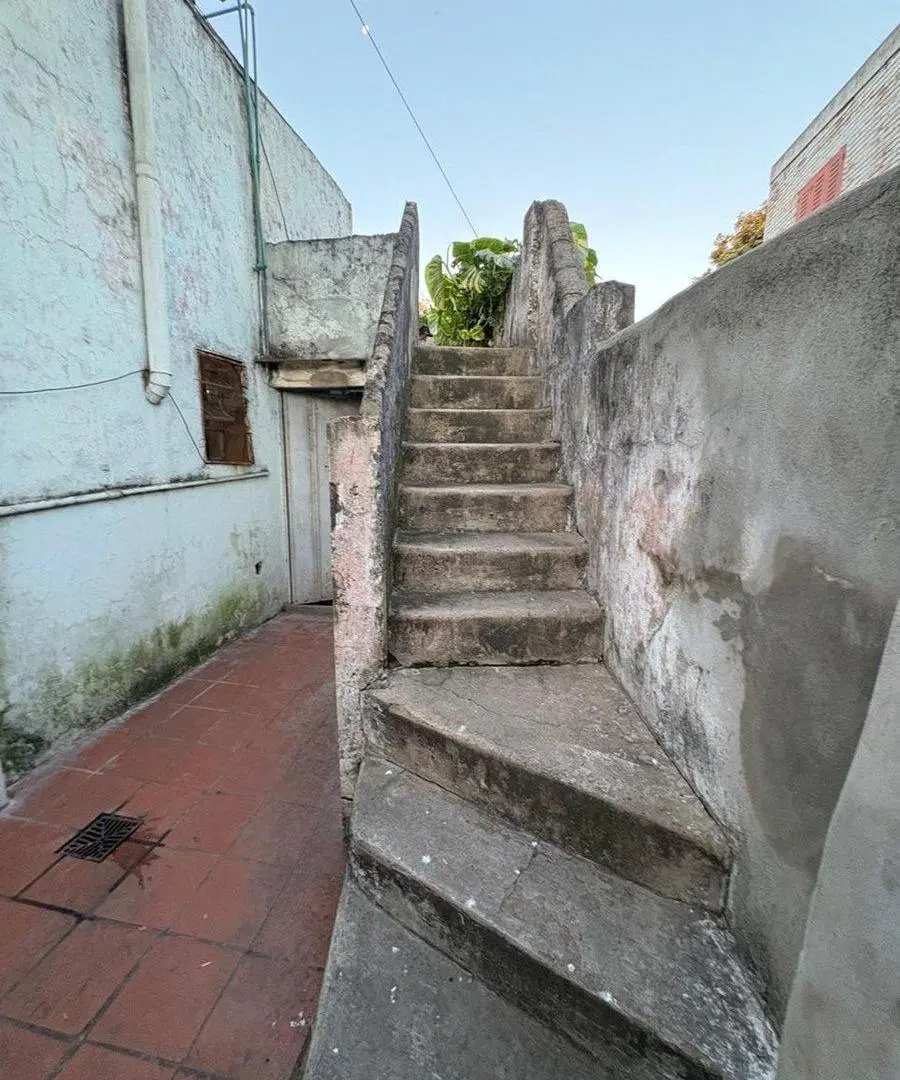 VENTA DE CASA EN BARRIO TABLADA CON COCHERA 4