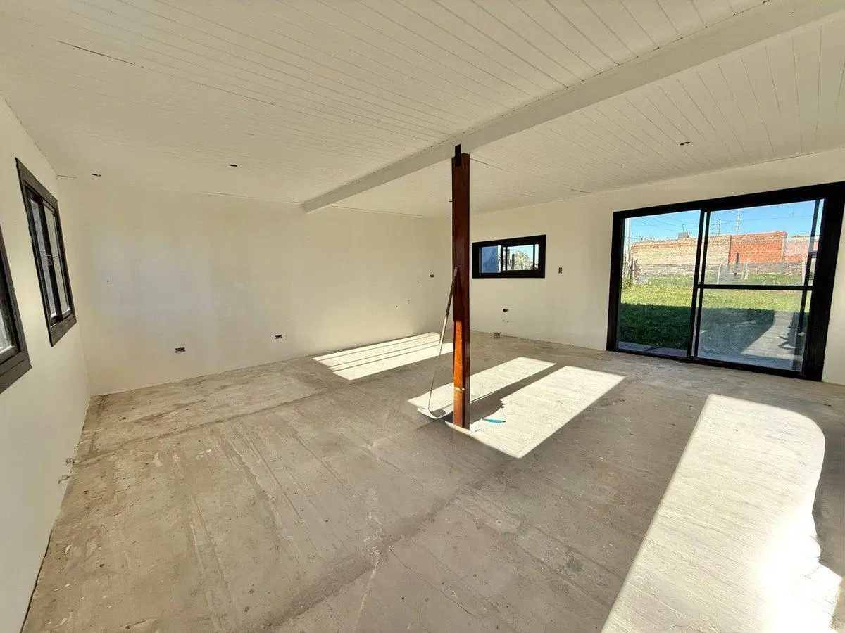 CASA EN VENTA 2 DORMITORIOS, ROLDAN, TDS3 2
