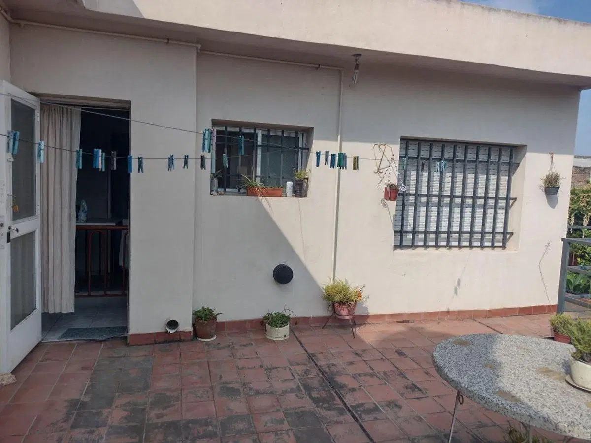 CASA EN VENTA 3 DORMITORIOS BARRIO LUDUEÑA 5