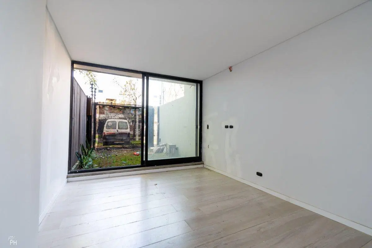 MONOAMBIENTE EN VENTA CON COCHERA EN ALBERDI 3