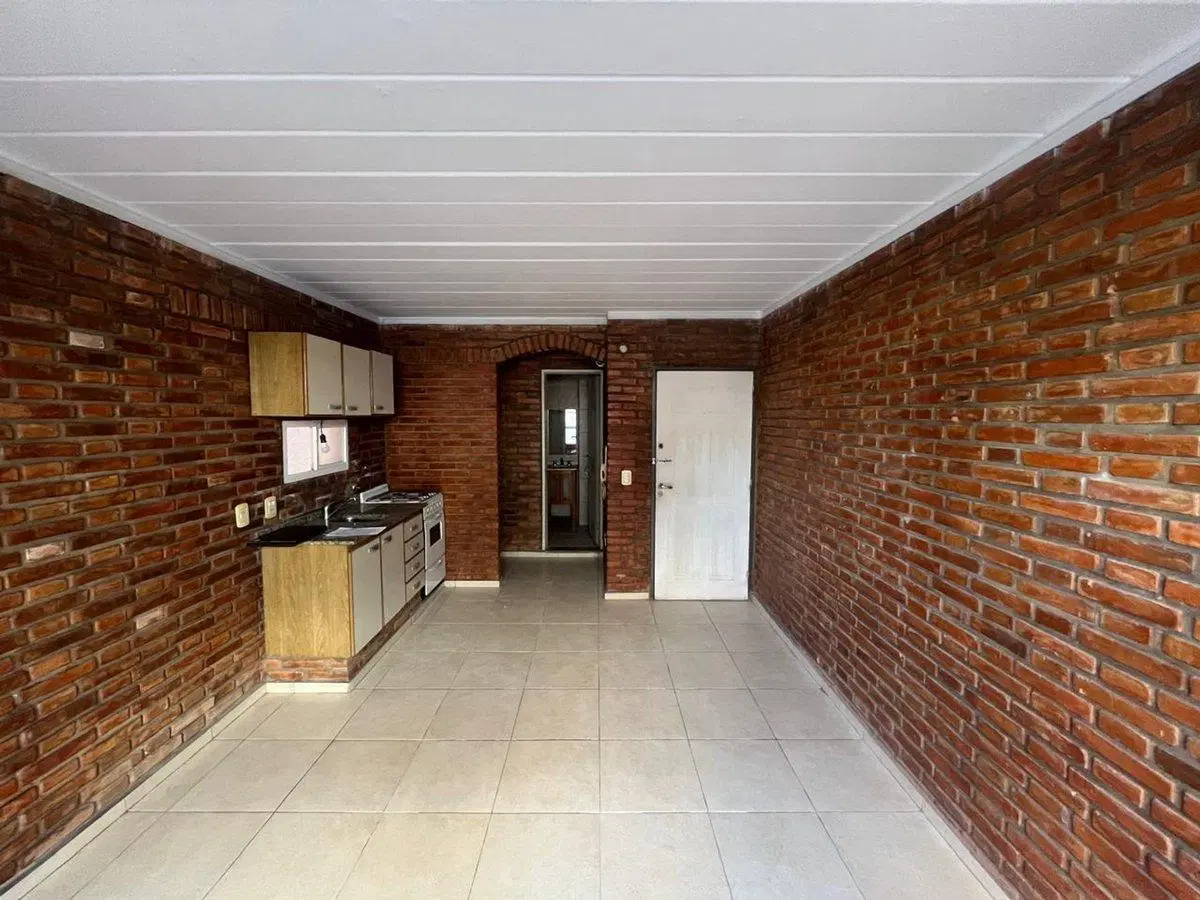 MONOAMBIENTE EN VENTA BARRIO ABASTO 4