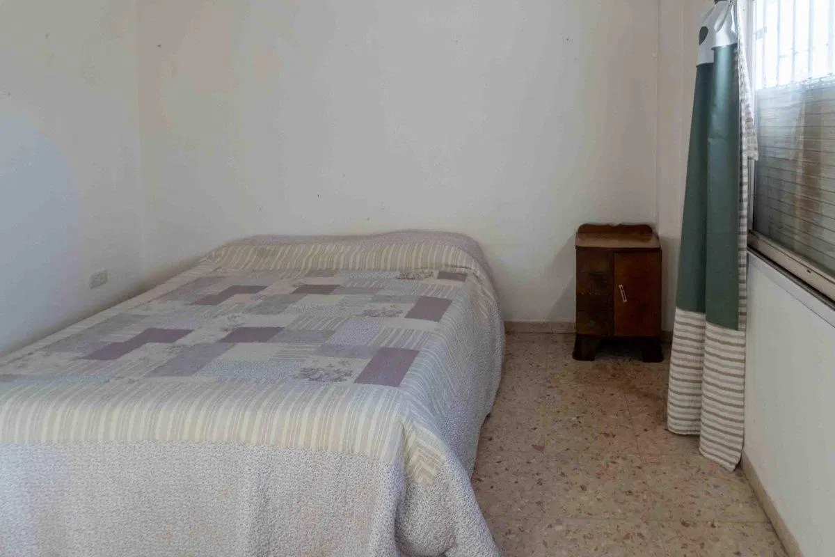 CASA EN VENTA DE TRES DORM EN BARRIO LUDUEÑA 2