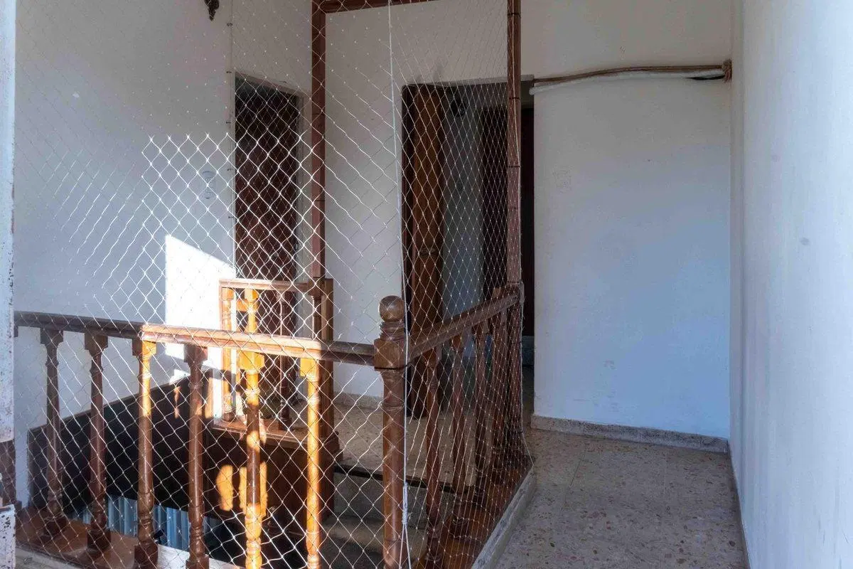 CASA EN VENTA DE TRES DORM EN BARRIO LUDUEÑA 4