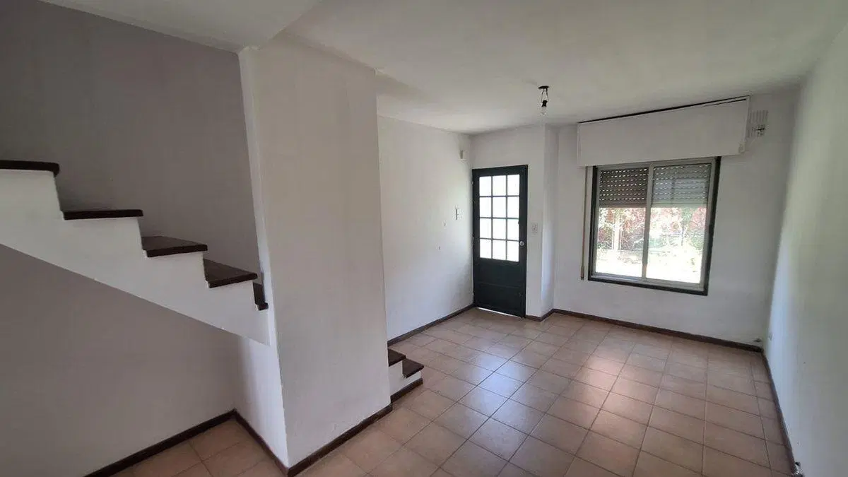 DEPARTAMENTO DUPLEX EN VENTA 2 DORM FISHERTON 2