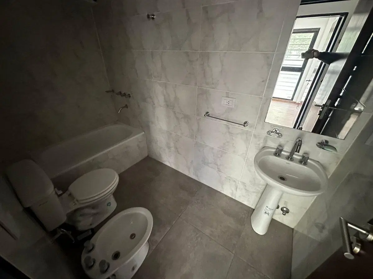VENTA DEPARTAMENTO 1 DORMITORIO CON PATIO LOURDES 5