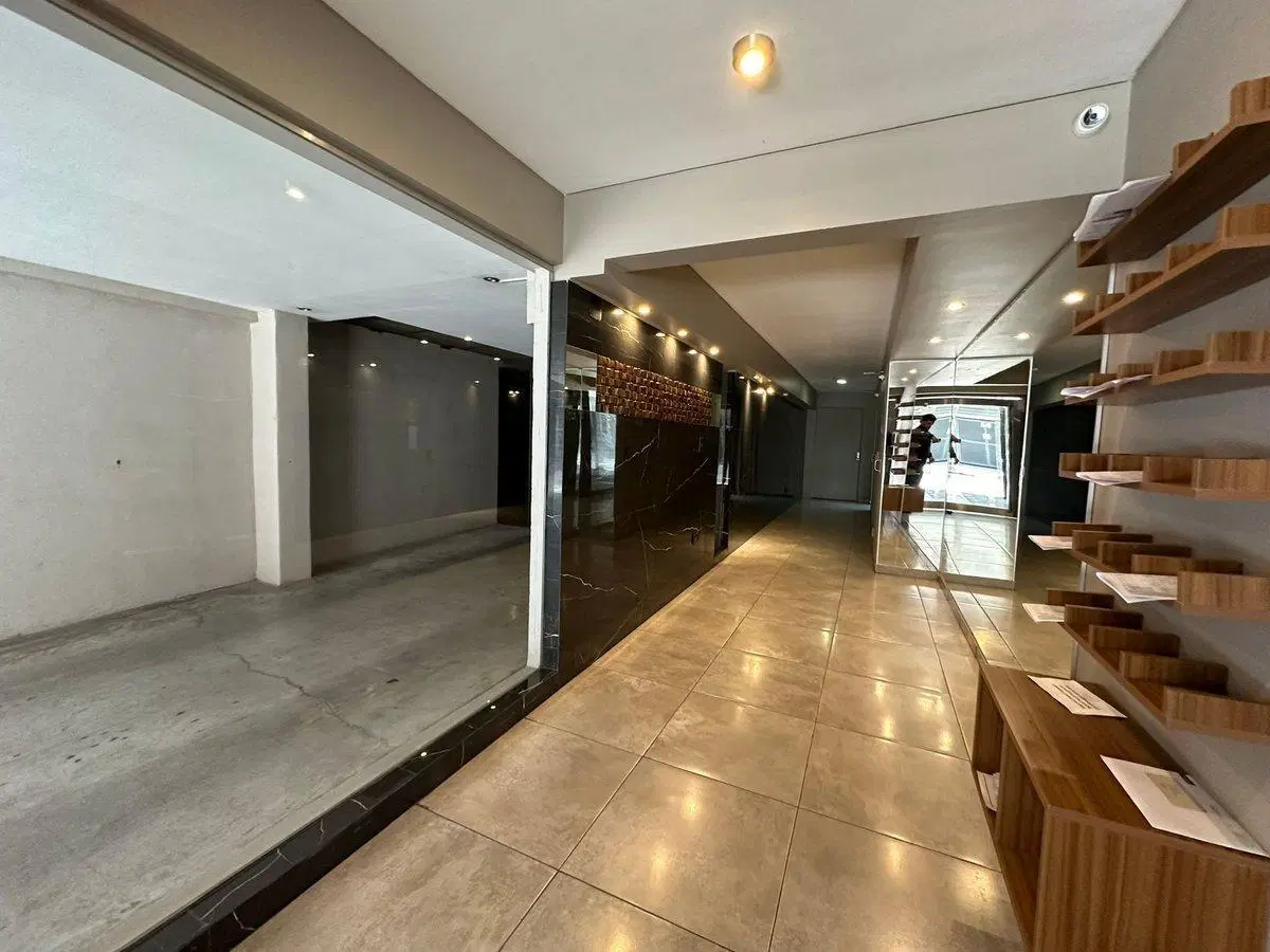 VENTA DEPARTAMENTO 1 DORMITORIO CON PATIO LOURDES 2