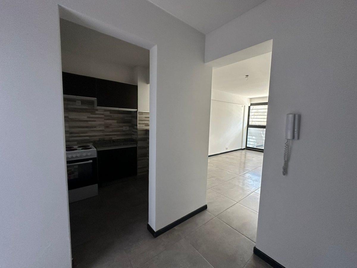 VENTA DEPARTAMENTO 1 DORMITORIO CON PATIO LOURDES