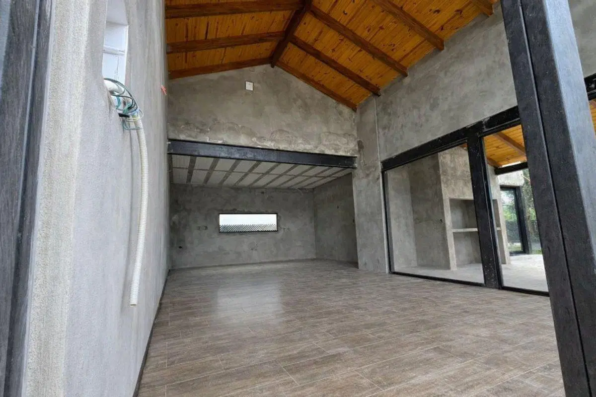 CASA EN VENTA 2 DORMITORIOS, FUNES 3