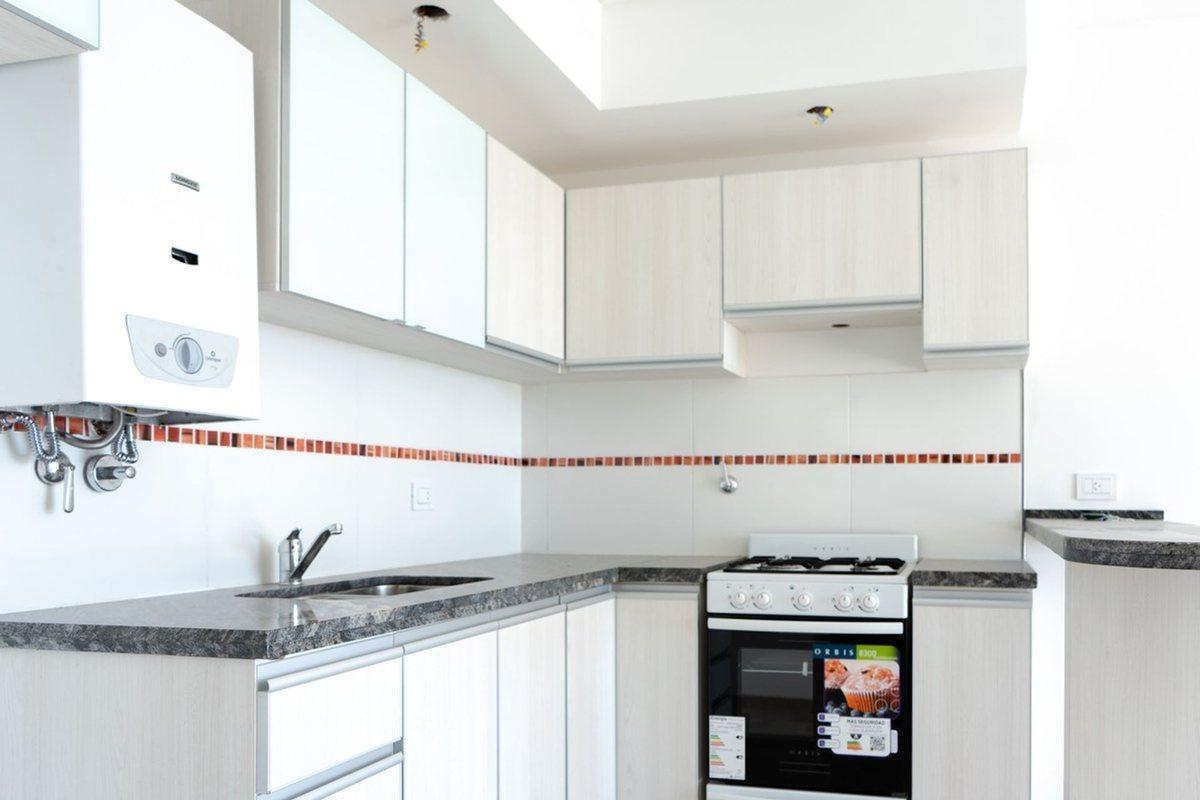 MONOAMBIENTE EN VENTA - SAN LORENZO - AMENITIES