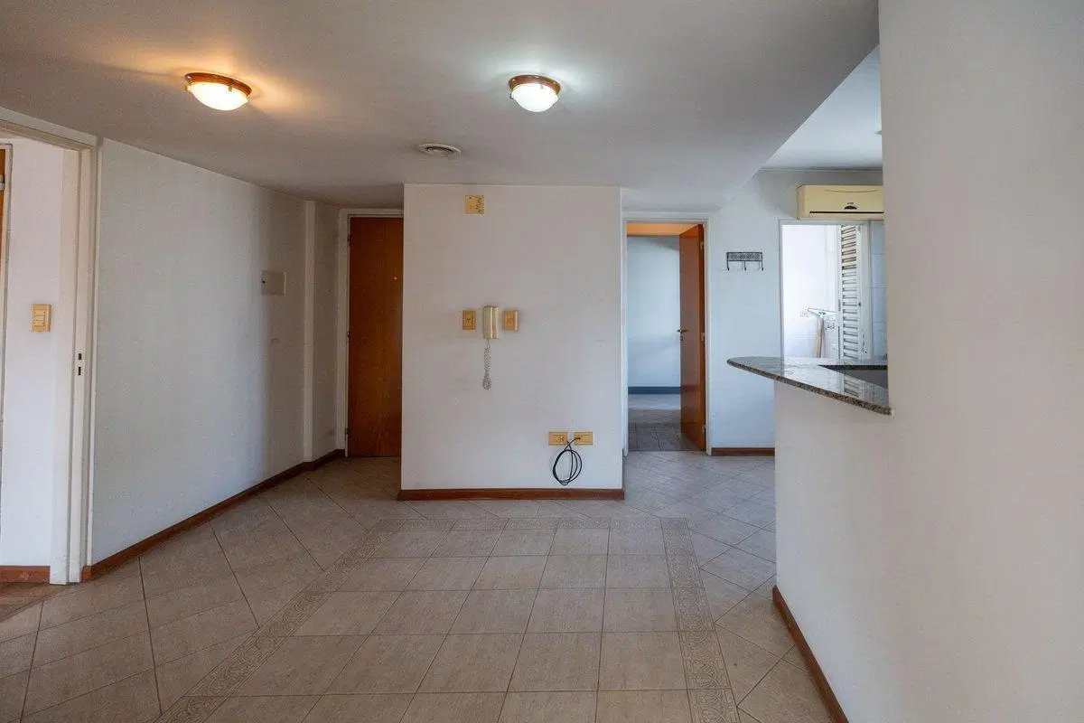 VENTA DEPARTAMENTO TRES DORMITORIOS COCHERA CENTRO 2