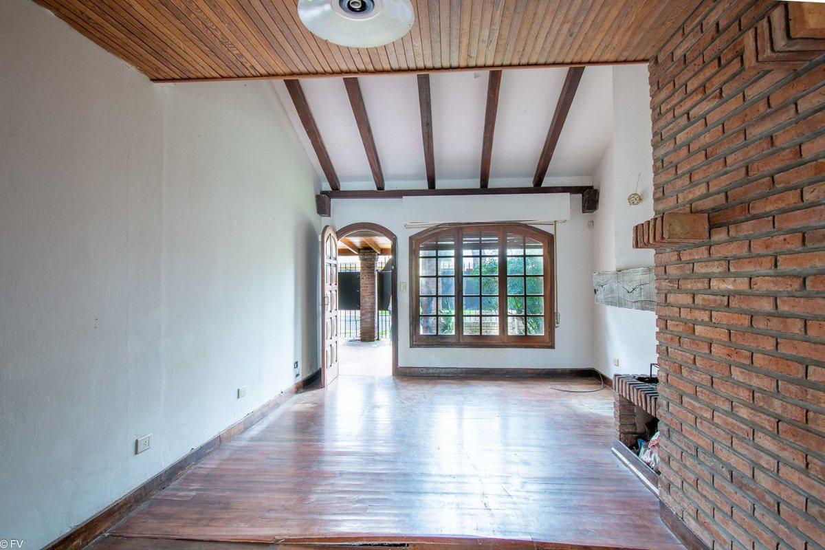 Foto de CASA EN VENTA 4 DORMITORIOS LA FLORIDA, imagen 4